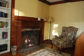 New Hampshire Mountain Inn