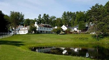 New Hampshire Mountain Inn