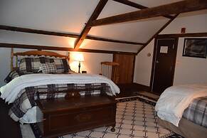 New Hampshire Mountain Inn