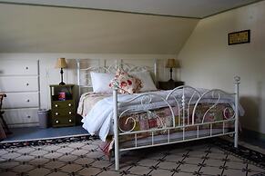 New Hampshire Mountain Inn