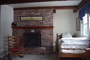 New Hampshire Mountain Inn