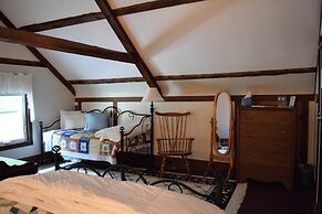 New Hampshire Mountain Inn