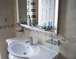 Villaggio Hotel & Restaurant