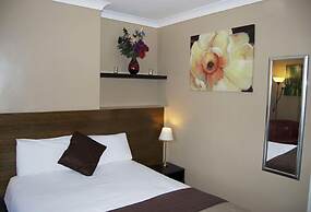 Villaggio Hotel & Restaurant