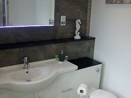 Lockinbar Holiday Apartment