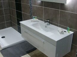 Lockinbar Holiday Apartment