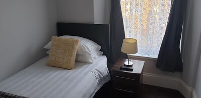 Lockinbar Holiday Apartment