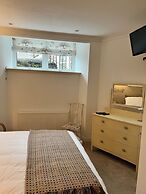 Crieff Armoury Luxury Self Catering Apartment