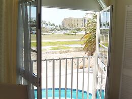 Karibu Aruba Boutique Hotel