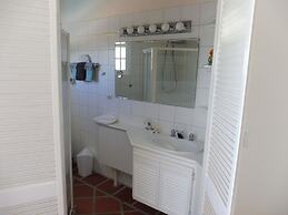 Karibu Aruba Boutique Hotel