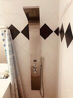 Karibu Aruba Boutique Hotel