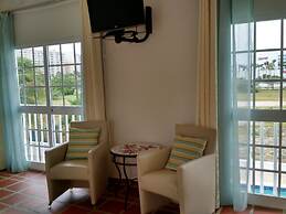 Karibu Aruba Boutique Hotel