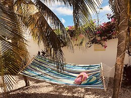 Karibu Aruba Boutique Hotel