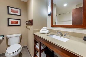 Comfort Inn & Suites Pittsburgh South
