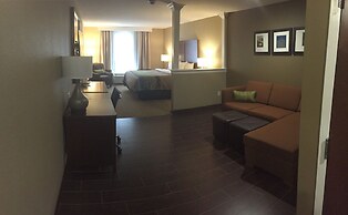 Comfort Inn & Suites Pittsburgh South