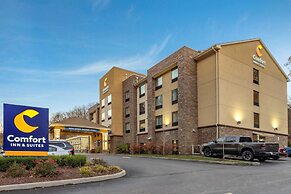 Comfort Inn & Suites Pittsburgh South