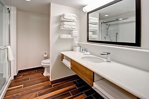 Hampton Inn & Suites by Hilton Medicine Hat