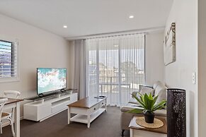 Verve on Cotton Tree