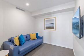 Verve on Cotton Tree