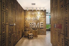 Kamaniiya Petitenget Seminyak