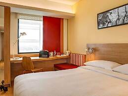 ibis Chennai City Centre Hotel