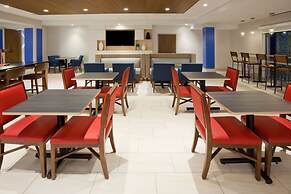 Holiday Inn Express & Suites Des Moines Downtown by IHG