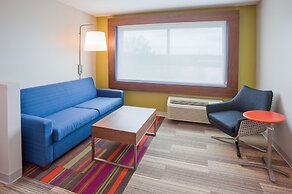 Holiday Inn Express & Suites Des Moines Downtown by IHG