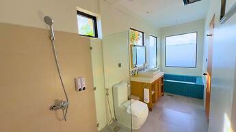 Whiterock Beach Hotel + Waterpark