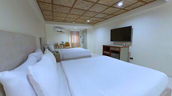 Whiterock Beach Hotel + Waterpark