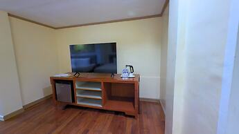 Whiterock Beach Hotel + Waterpark