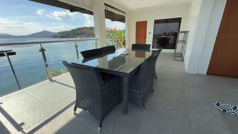 Whiterock Beach Hotel + Waterpark