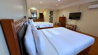 Whiterock Beach Hotel + Waterpark