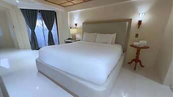 Whiterock Beach Hotel + Waterpark