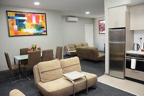 Ratsun Nadi Airport Apartment Hotel
