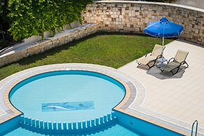 Irini Stalos Apartments