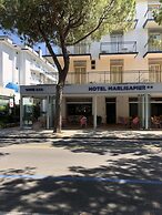 Hotel Marlisa Pier