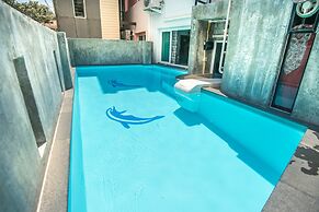 Beehive Phuket Old Town - Hostel