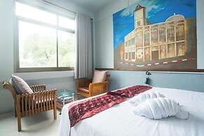 Beehive Phuket Old Town - Hostel