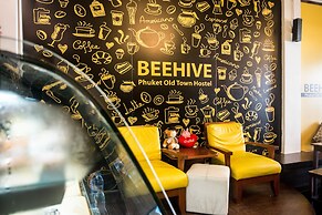 Beehive Phuket Old Town - Hostel