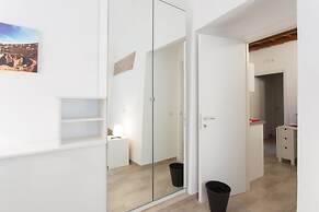 Domenichino Luxury Home