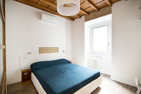 Domenichino Luxury Home