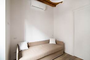 Domenichino Luxury Home