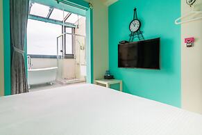 AUS Bed and Breakfast