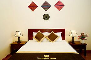 Hoa Binh Hotel