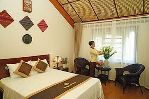 Hoa Binh Hotel