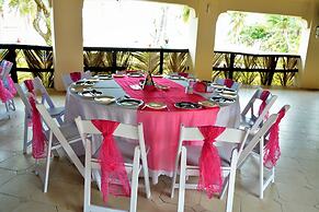 PrideInn Paradise Beach Resort & Spa Mombasa