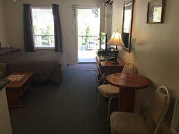 Chase Country Inn Motel