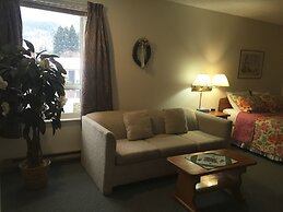 Chase Country Inn Motel