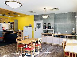 Chase Country Inn Motel