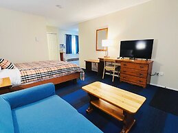 Chase Country Inn Motel